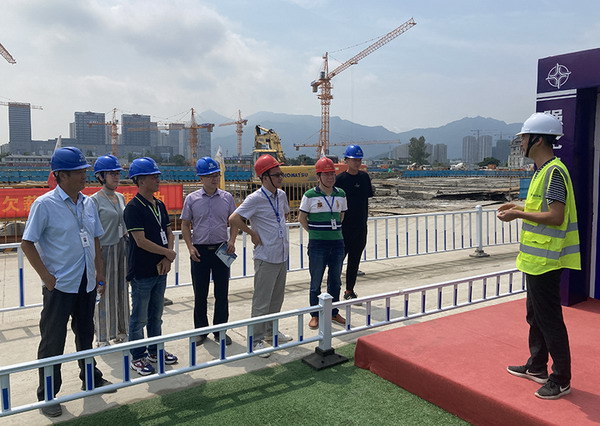 集團副總謝明化檢查督導甌海區(qū)潘橋街道城中村改造安置房工程（潘橋單元 C-08 地塊)監(jiān)理工作